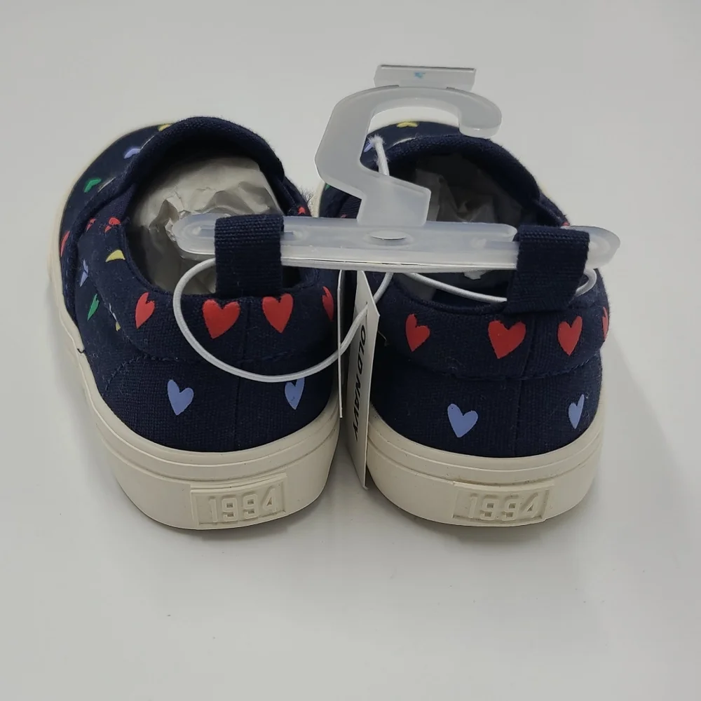 NEW Old Navy girls' slip-on heart shoes size 7